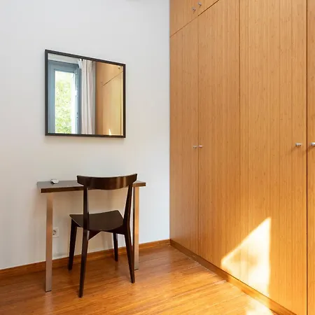 2drr1106- Fantastic With Terrace